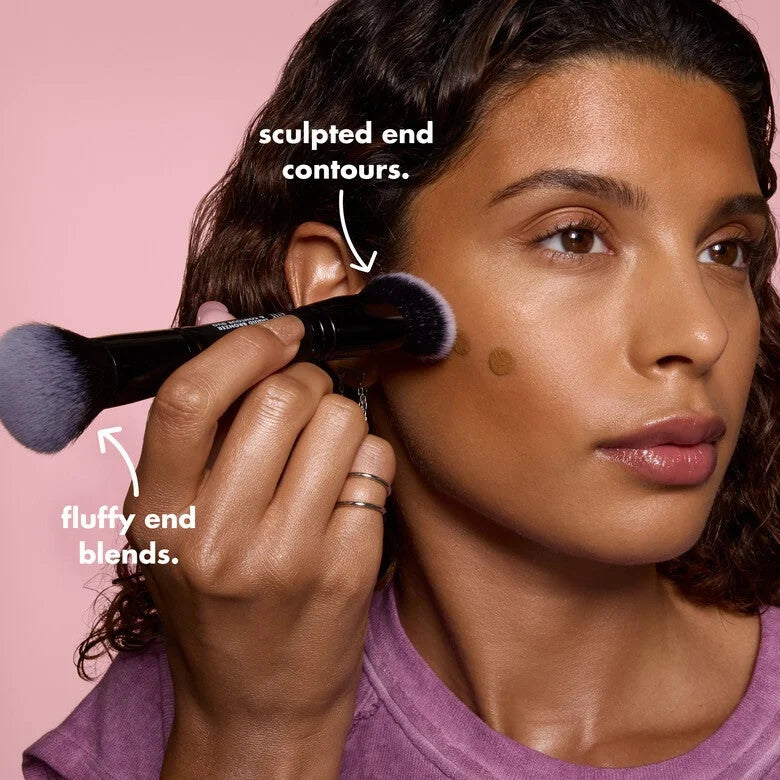 e.l.f Cosmetics Liquid Bronzer & Contour Duo Brush with taupe handle and soft bristles, used for blending liquid bronzer and contour products.