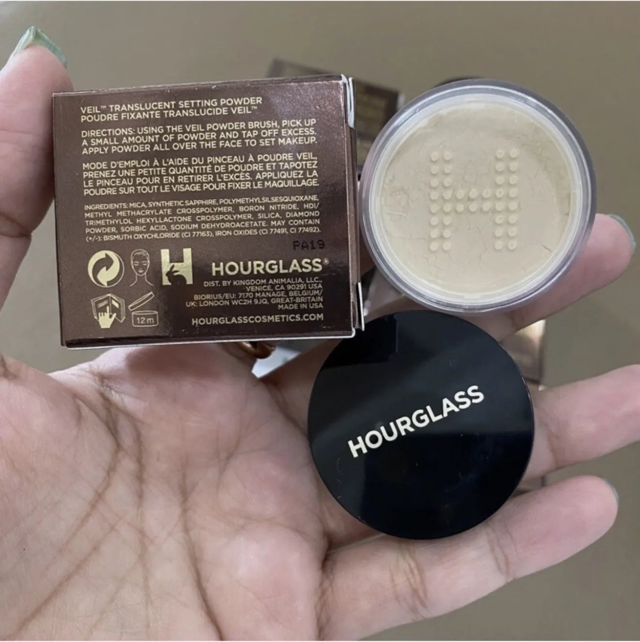 Hourglass Mini Veil Translucent Setting Powder Talc Free 0.9g