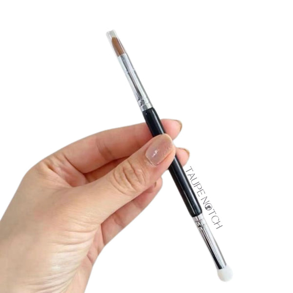 Lip contour and diffuse brush with slim handle and angled light bristles